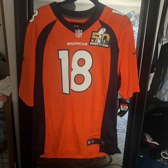 Brand New Nike Peyton Manning Super Bowl 50 Jersey. It’s a collectible Item.